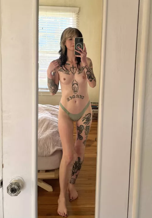 In the mood to get absolutely railed if you’re up for it?