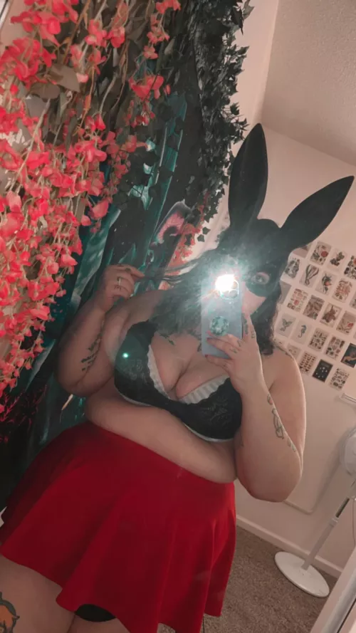 In the mood to laugh at your pathetic Dick 🤫 [domme] [OC]