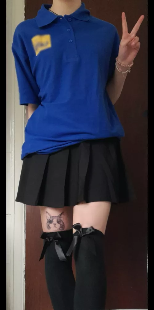 just a femboy ready for work <3