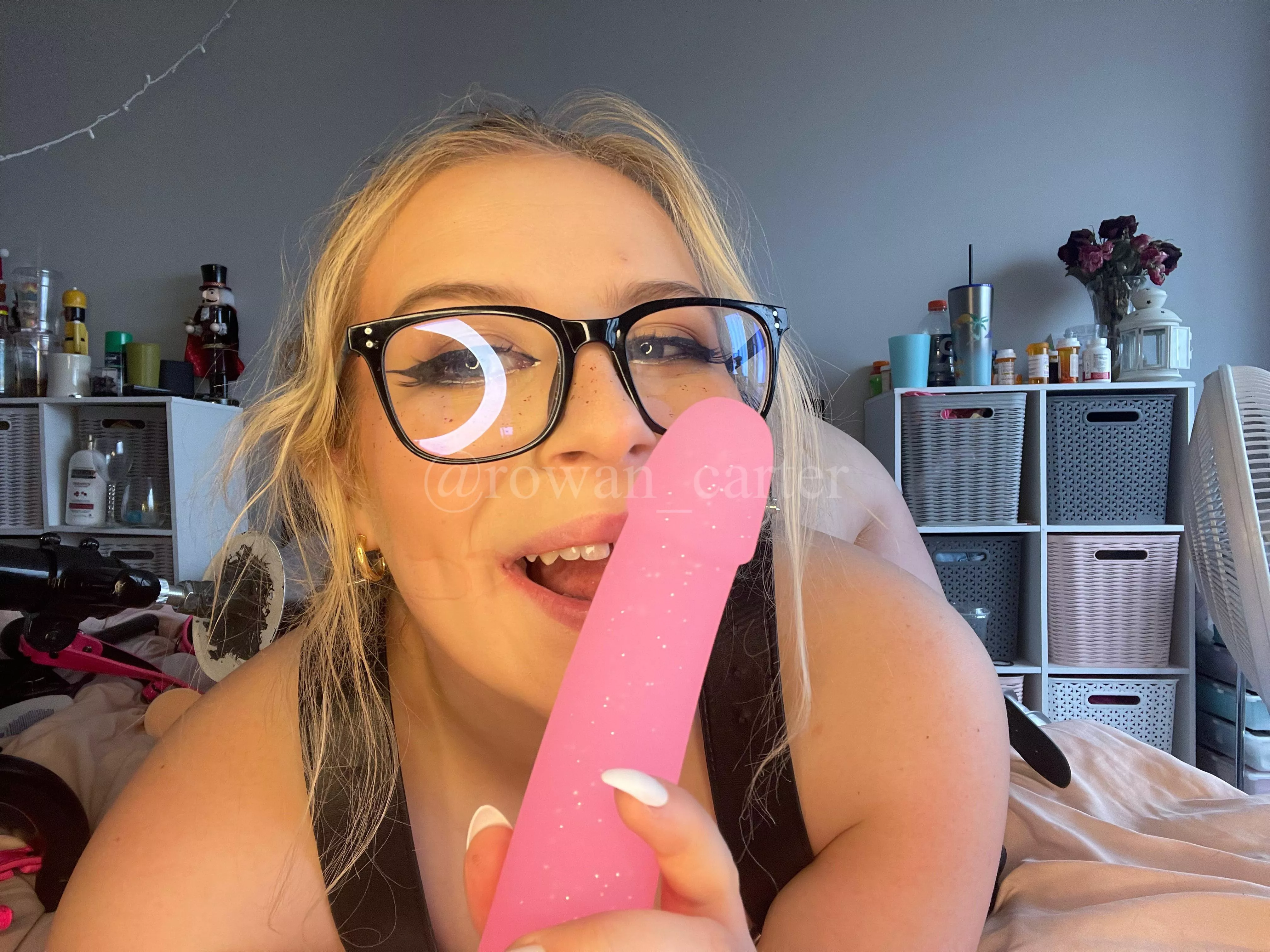 Love my new glittery toy ;)