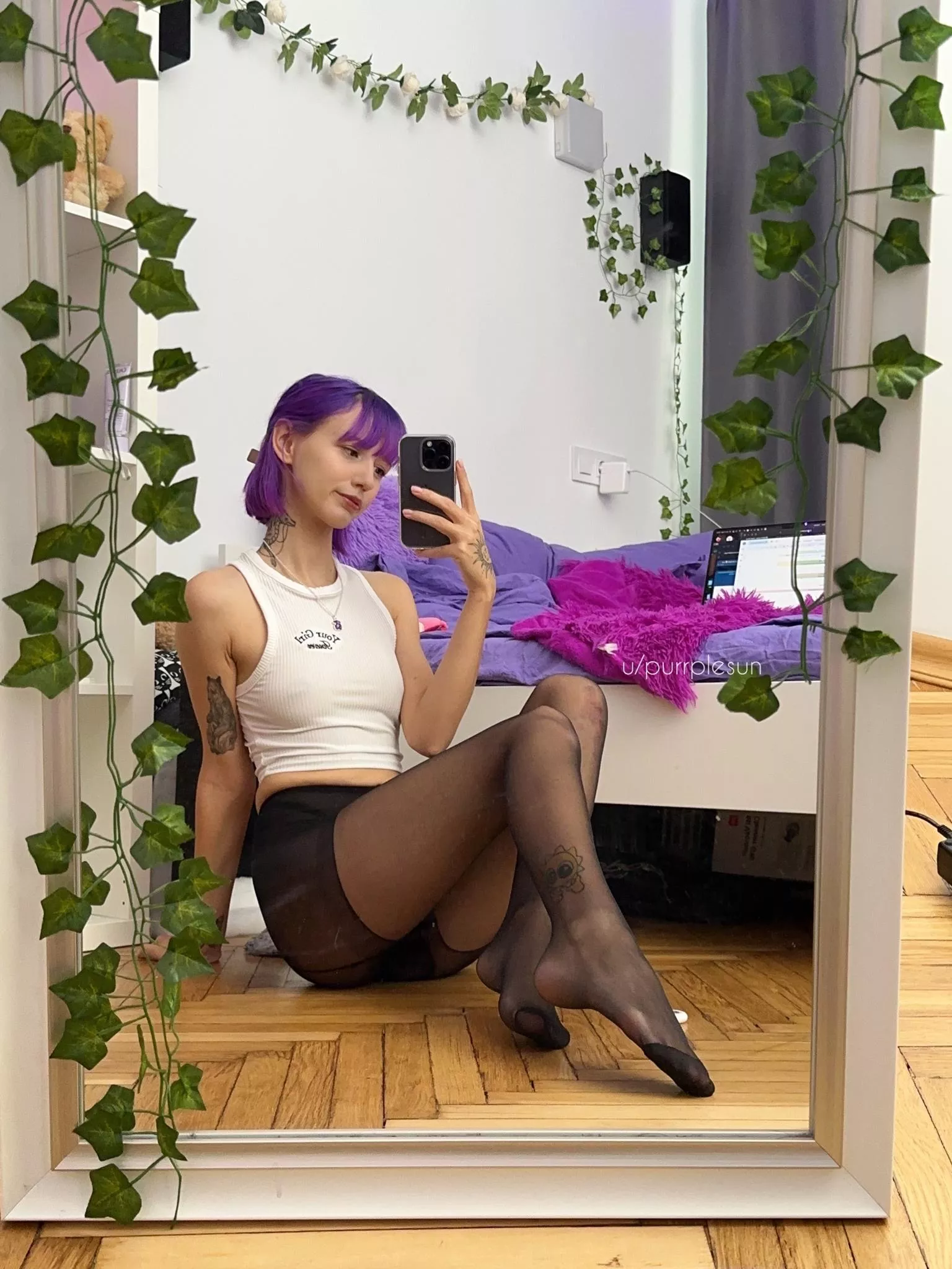 love them in black🖤