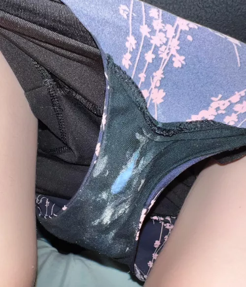 My Wet, Slimy, & Sticky Discharge Cums Off Easily With Your Tongue, It’s My Hard, Dried, & Crusty Discharge That’ll Have You Putting In A Lil Work To Get Off…Don’t Miss A Single Spot!