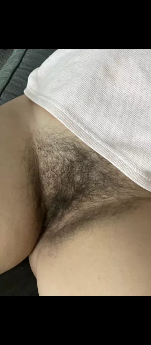 Shave thighs or keep full?