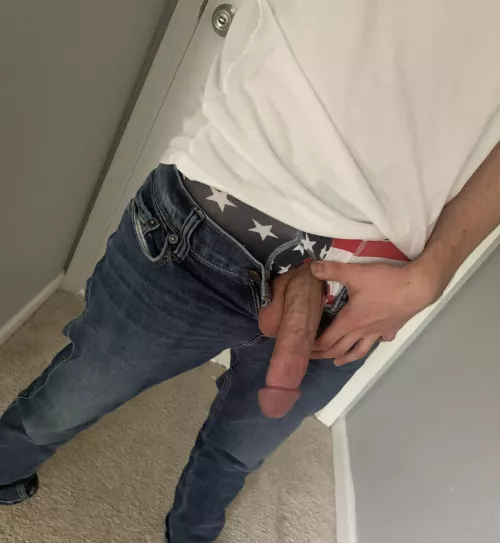 Suck or fuck? (Dms open)