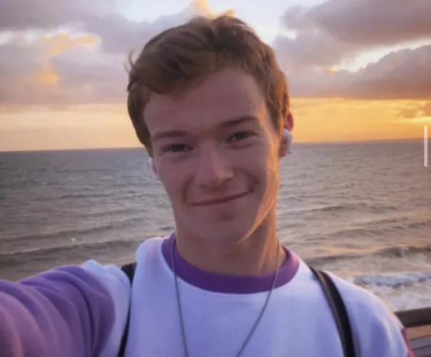 Sunset. Seaside. Redhead. (21)