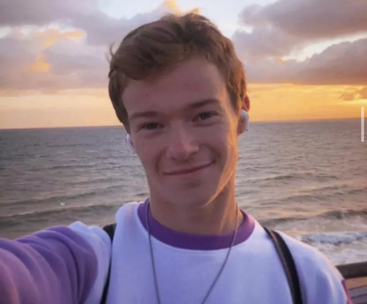 Sunset. Seaside. Redhead. (21)