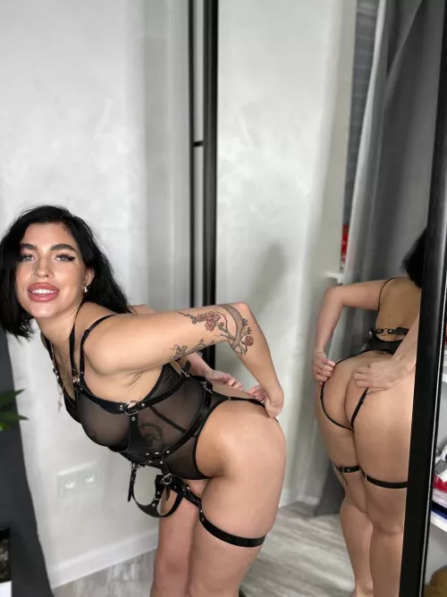 tie my hands and fuck me hard