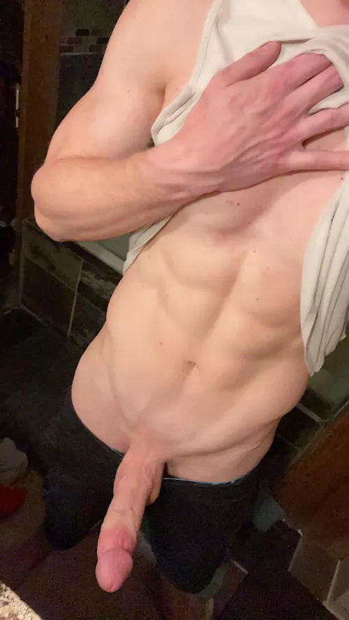 Who loves hard rough sex 🙈