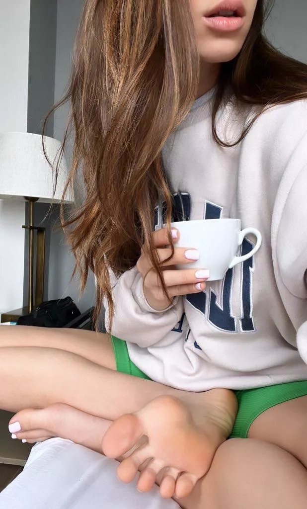 Worship my pretty feet as I sip my morning coffee