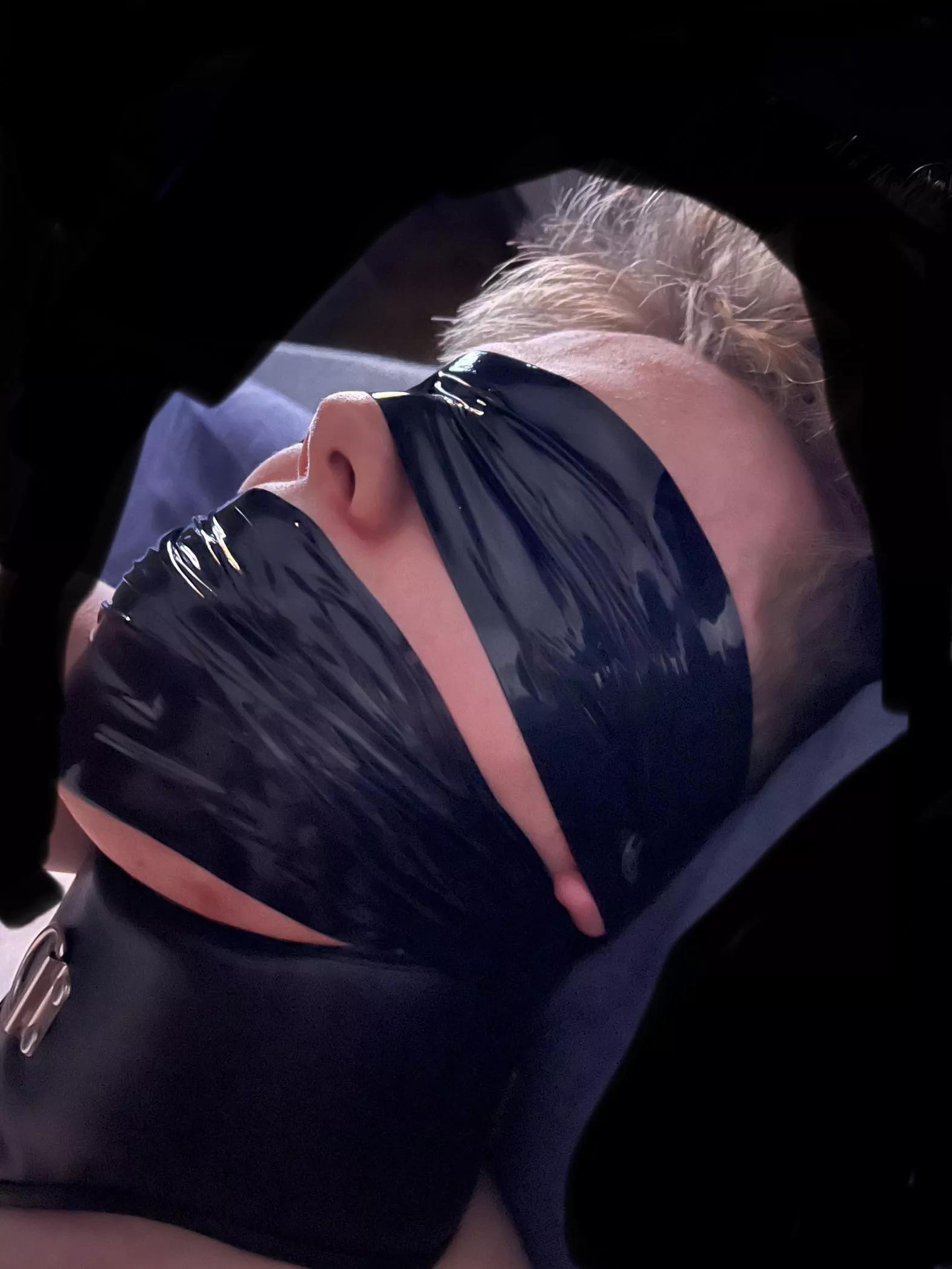 Yesterday, the misses was having fun riding me whilst i was laying there.