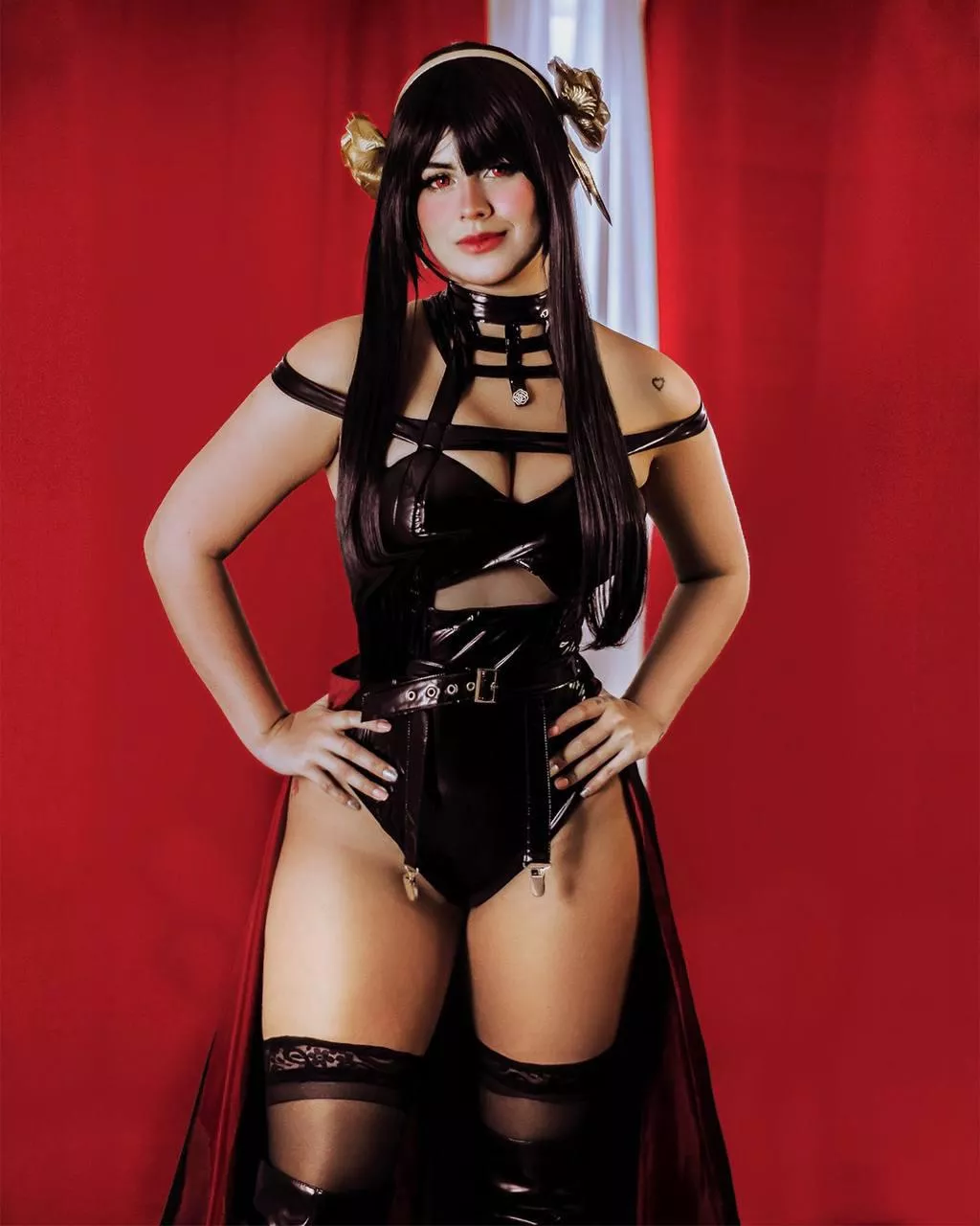 Yor Forger [Spy x Family] (alejandrasenpai)