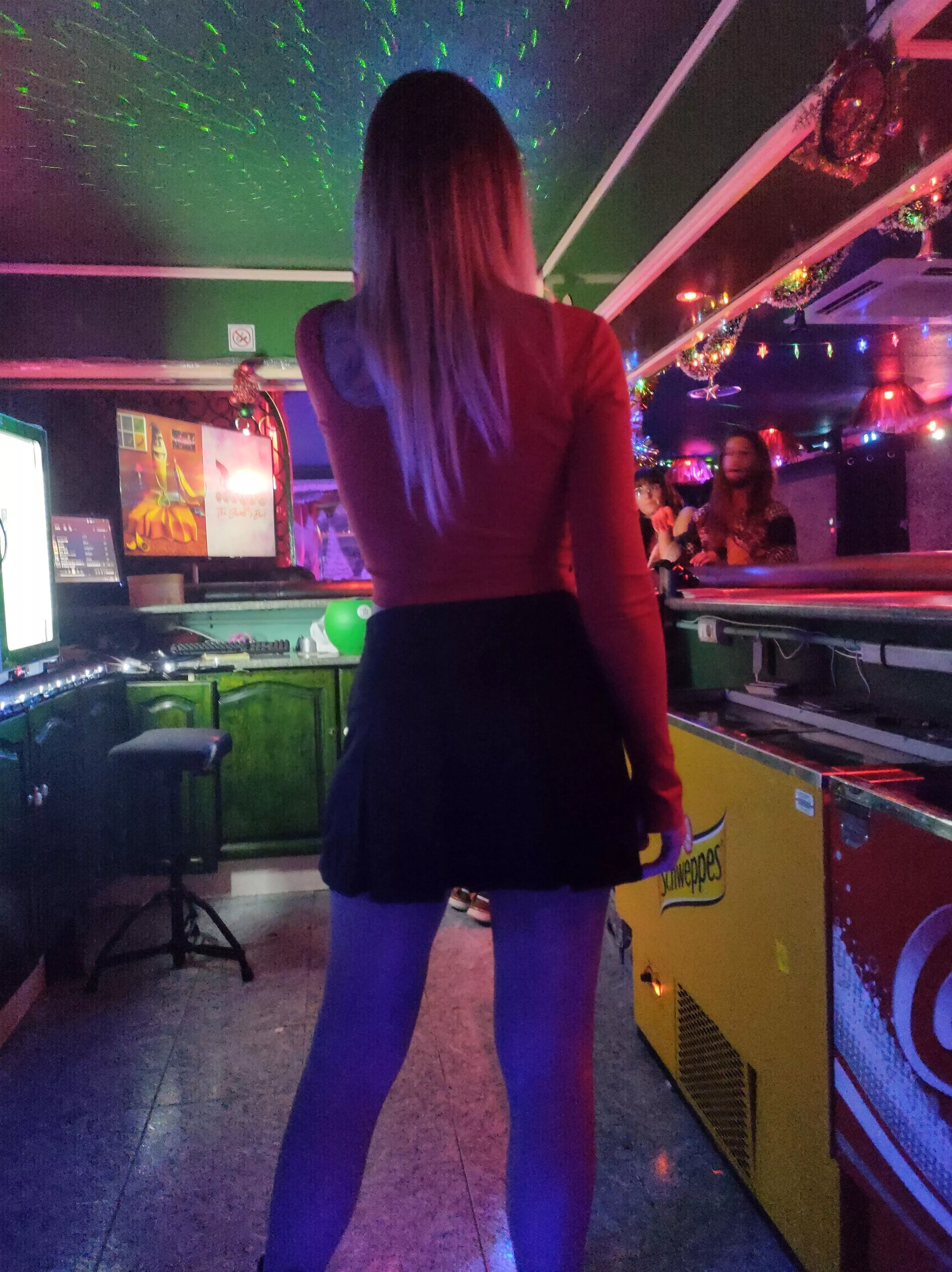 Always leave tips at the bar. Always