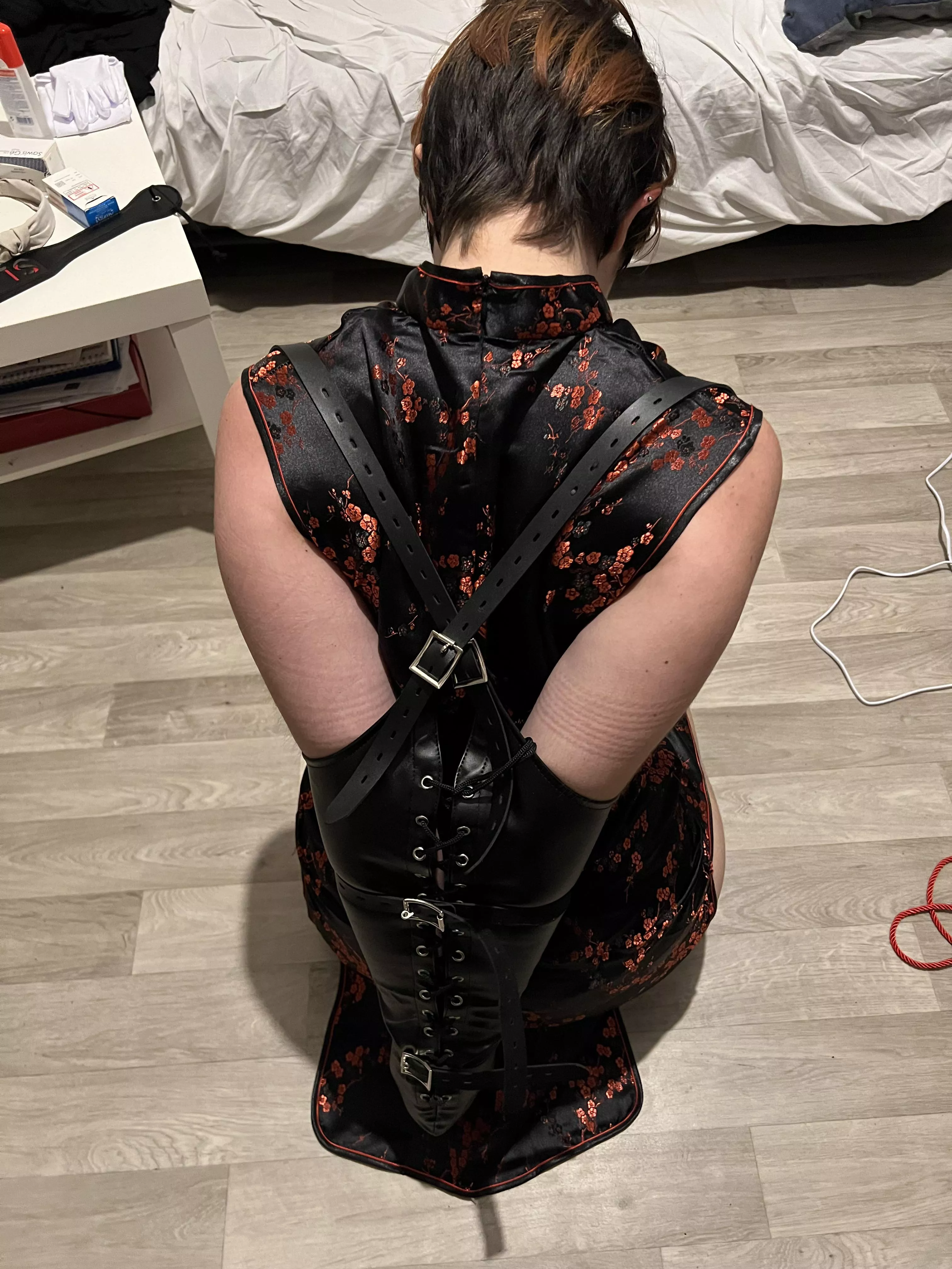 Armbinder + cute dress