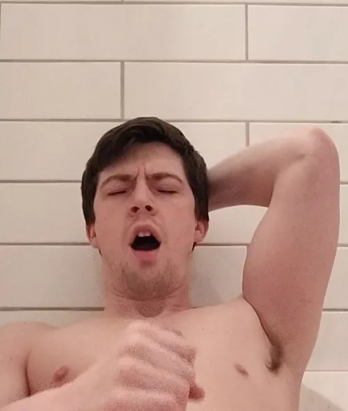 Armpit with a side of O-face 🥵