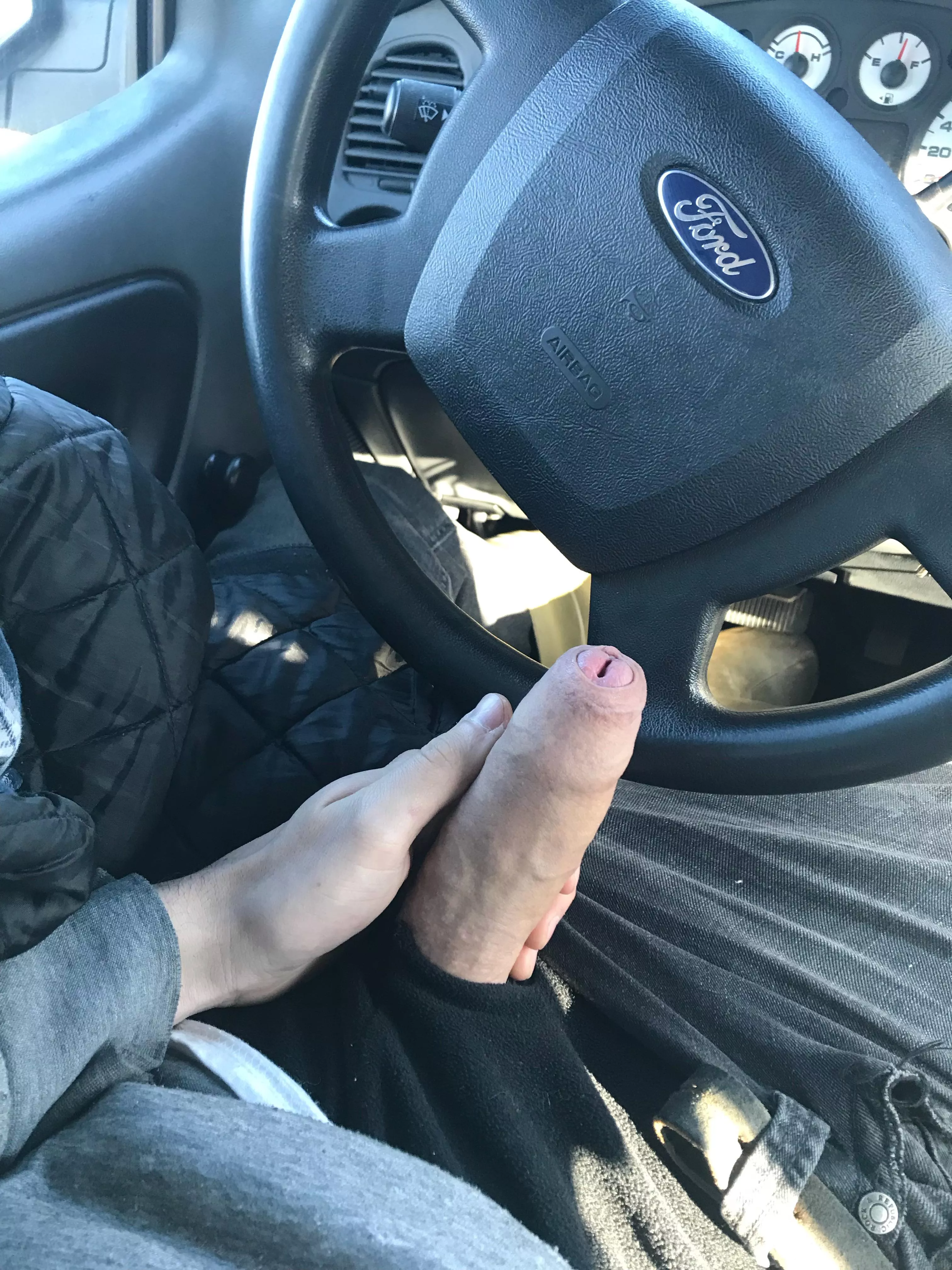 Does anyone here actually like sucking dick?