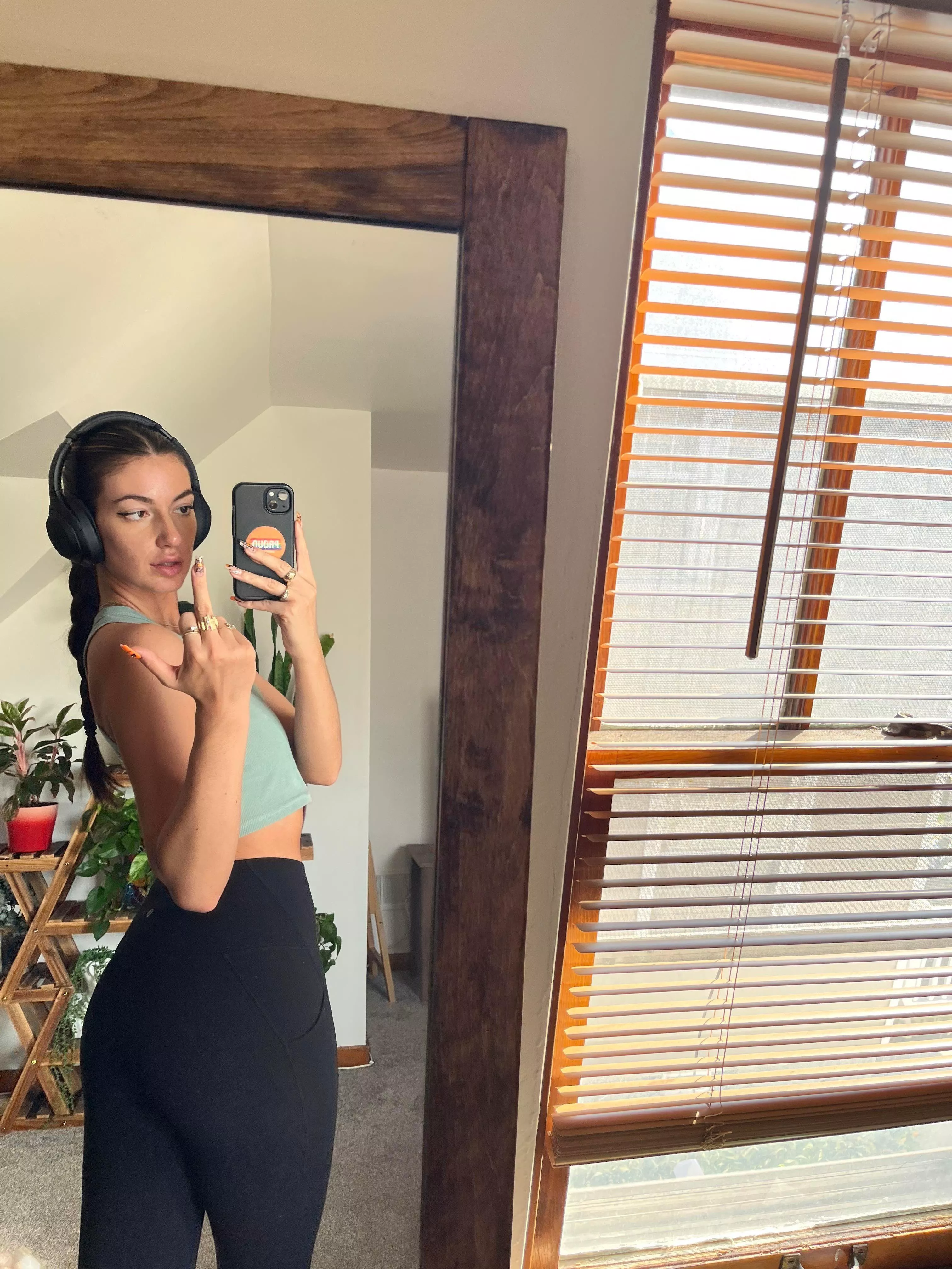 [domme] Which one of you gooning bitches thinks they’re ready to be absolutely mindfucked & drained by me tonight?