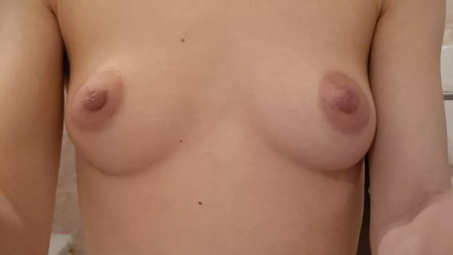 F22,49 kg, 161 cm