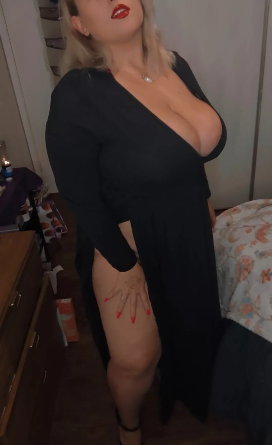 I got a new dress 👗😋