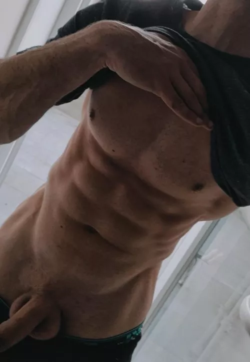 [M] Am i the only one who is always horny ? Have a wonderfull day!