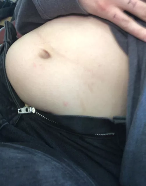 my pants won’t even zip