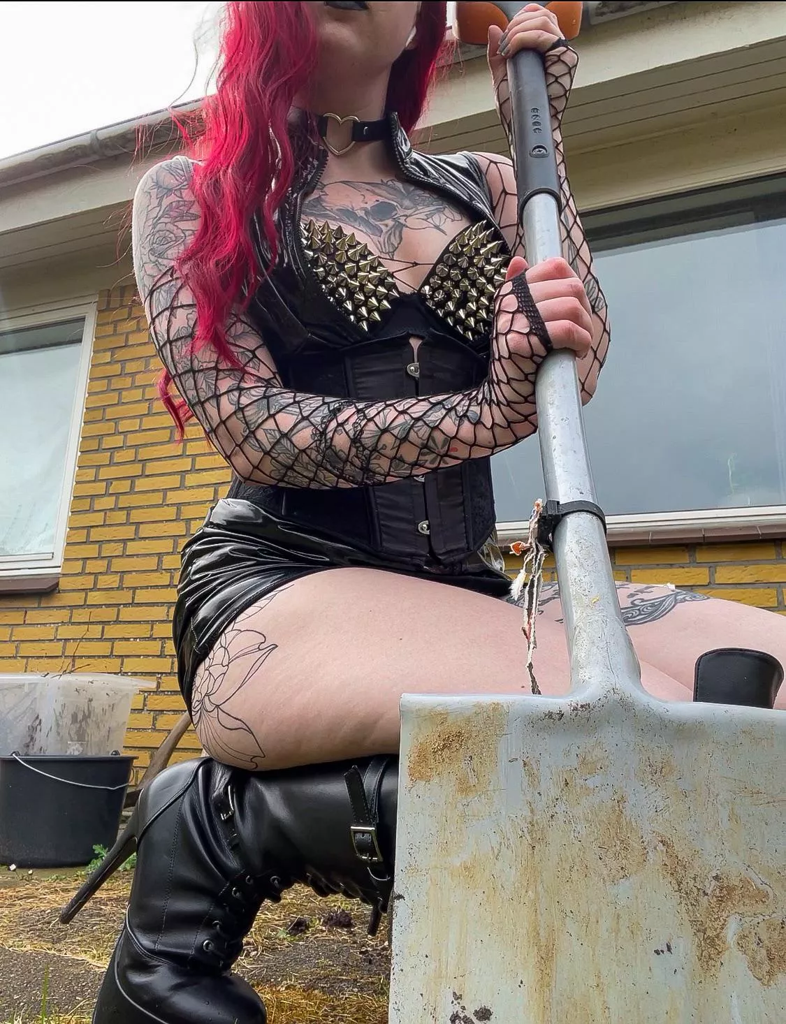 Need a slutty gardener?