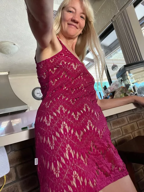 No kids, home alone milf dress 😍