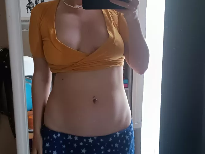 Still too shy to post the most recent one one here..sorry I still don't feel confident enough with the bigger belly🥲