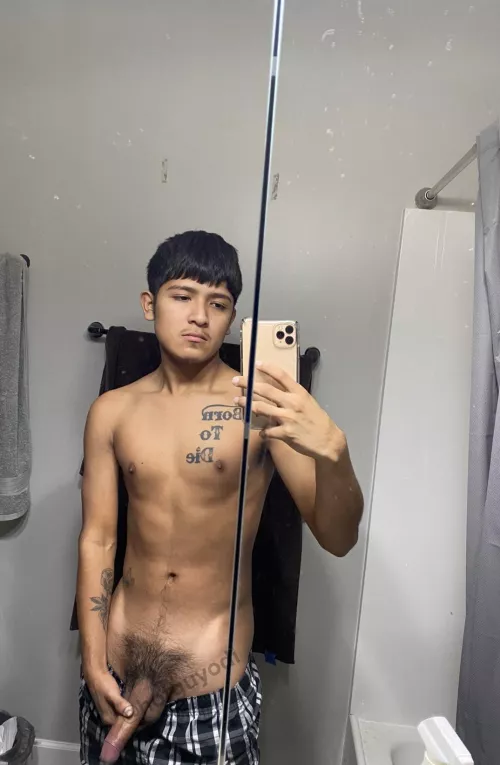 (19) Looking for a hole to use ;)