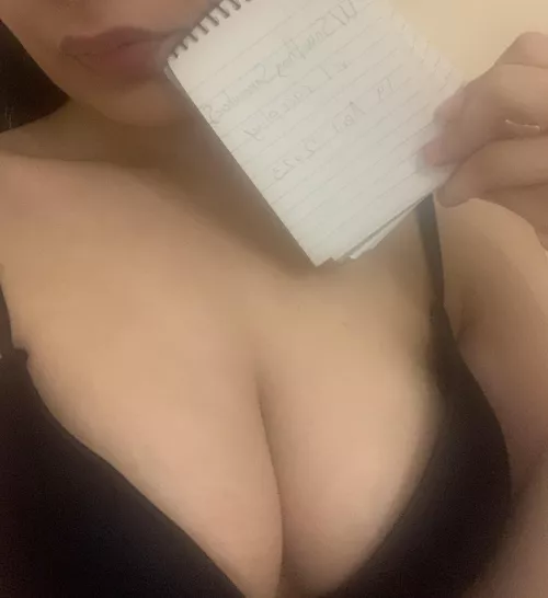 23f verify me please 🤎