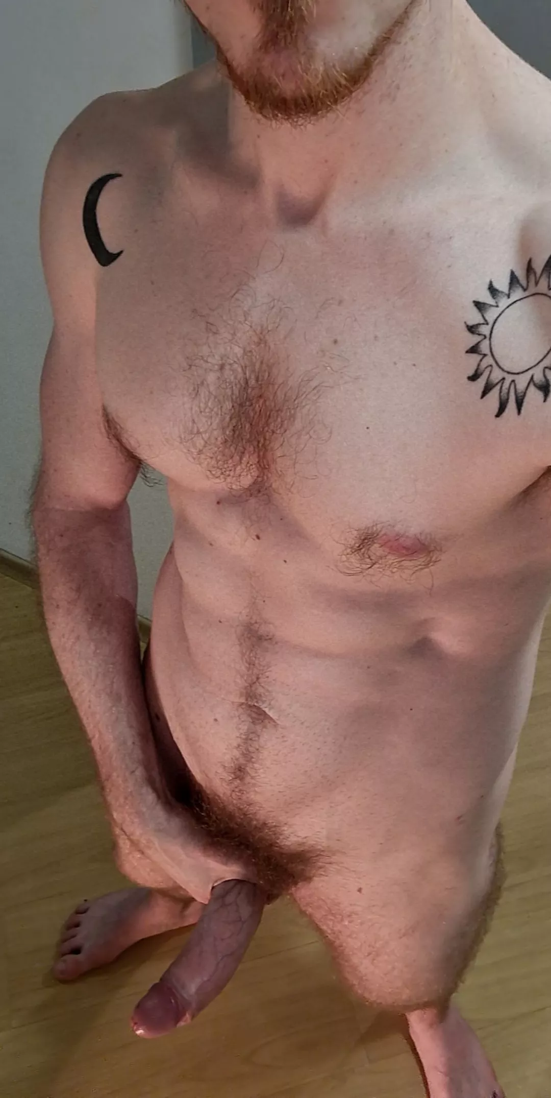 29y fit wanna trade, send face when add sc: thatguy2618