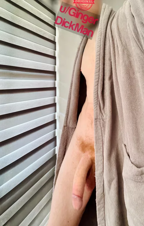 (41) years old daddy that have a big fire in his daddy bush. Who can help blow it out.