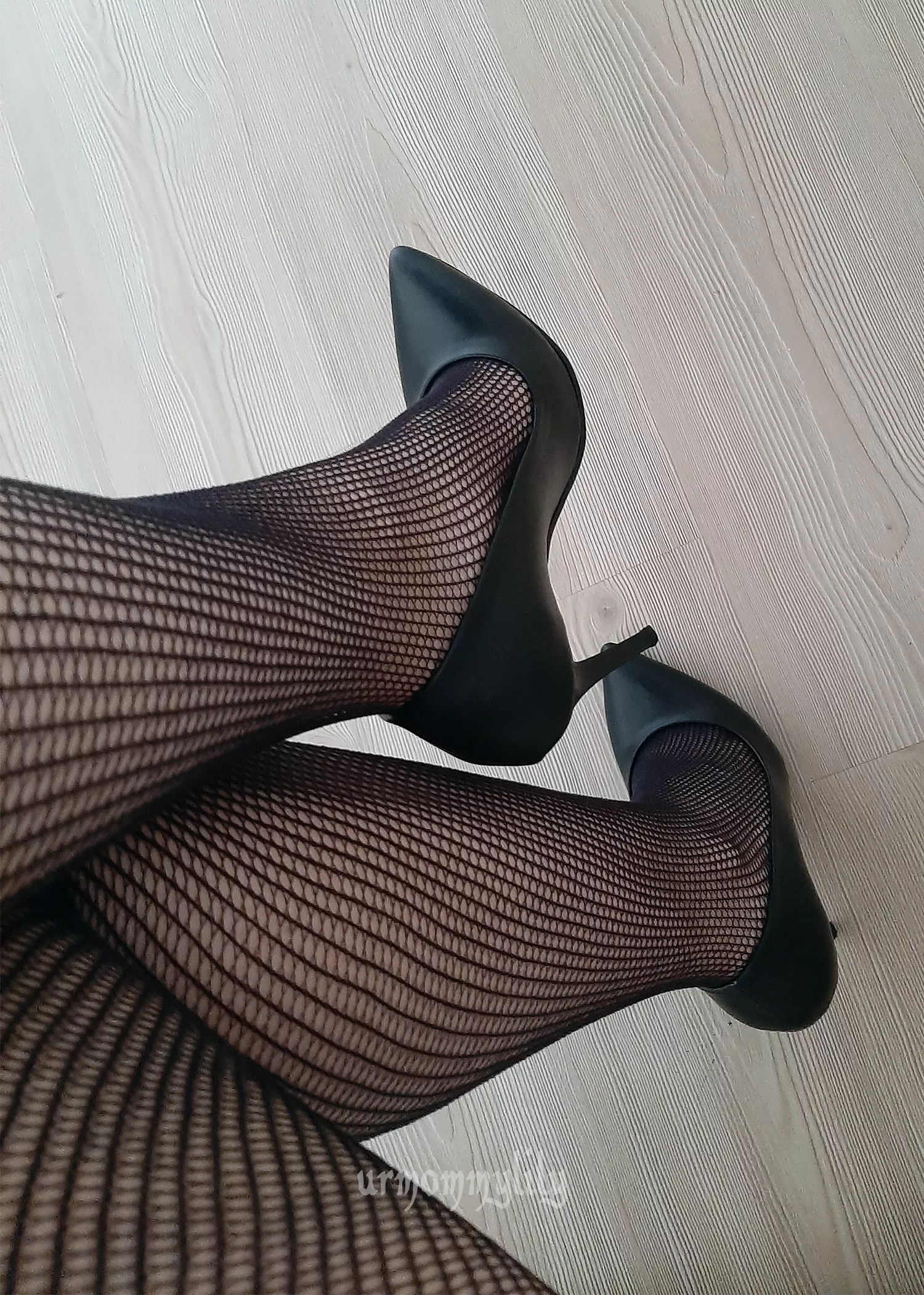 After a long day, need someone to give me a nice massage