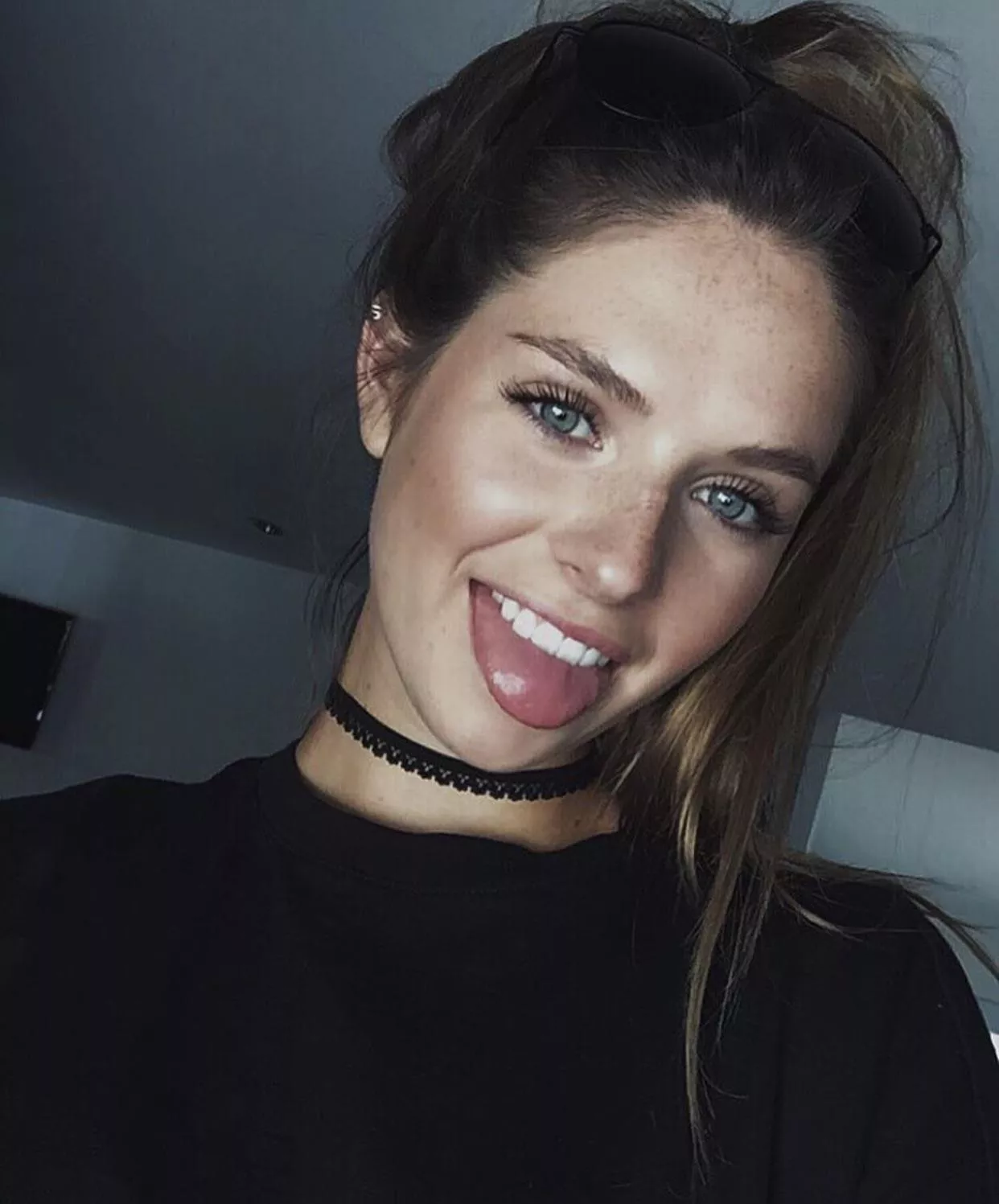 Beautiful Quebec Girl IUTR