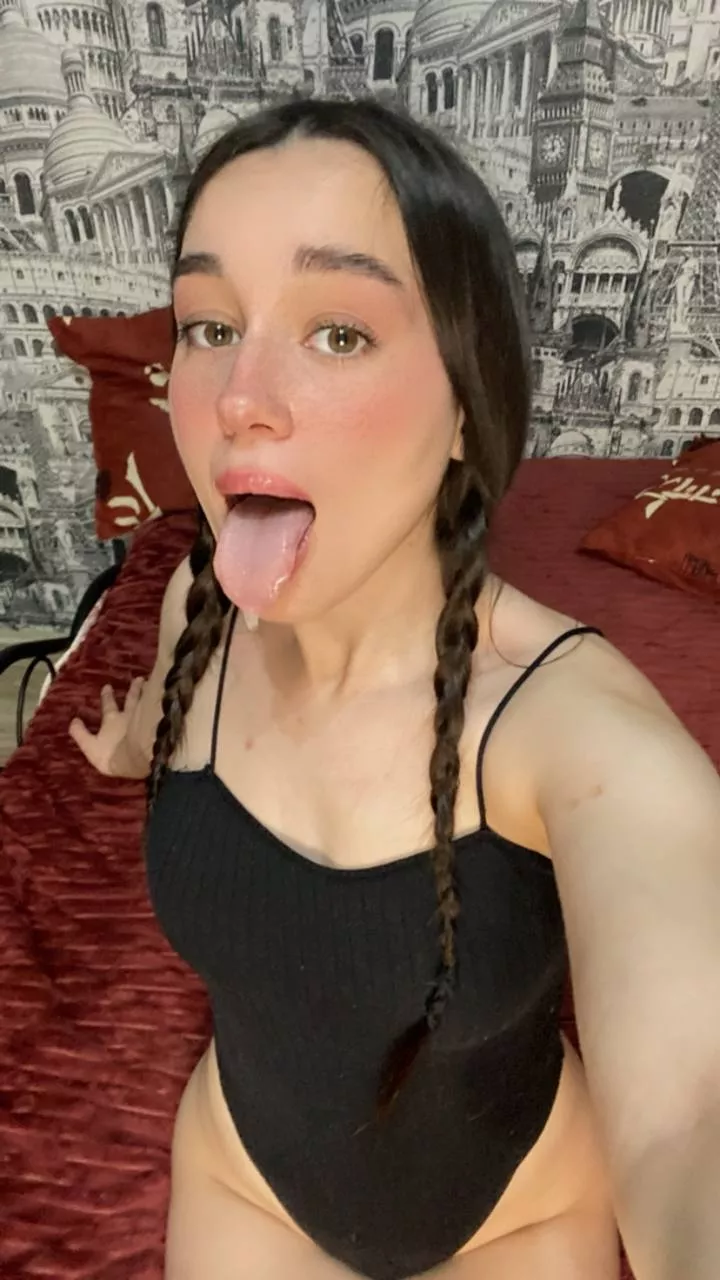 Cum in my throat and fuck my mouth
