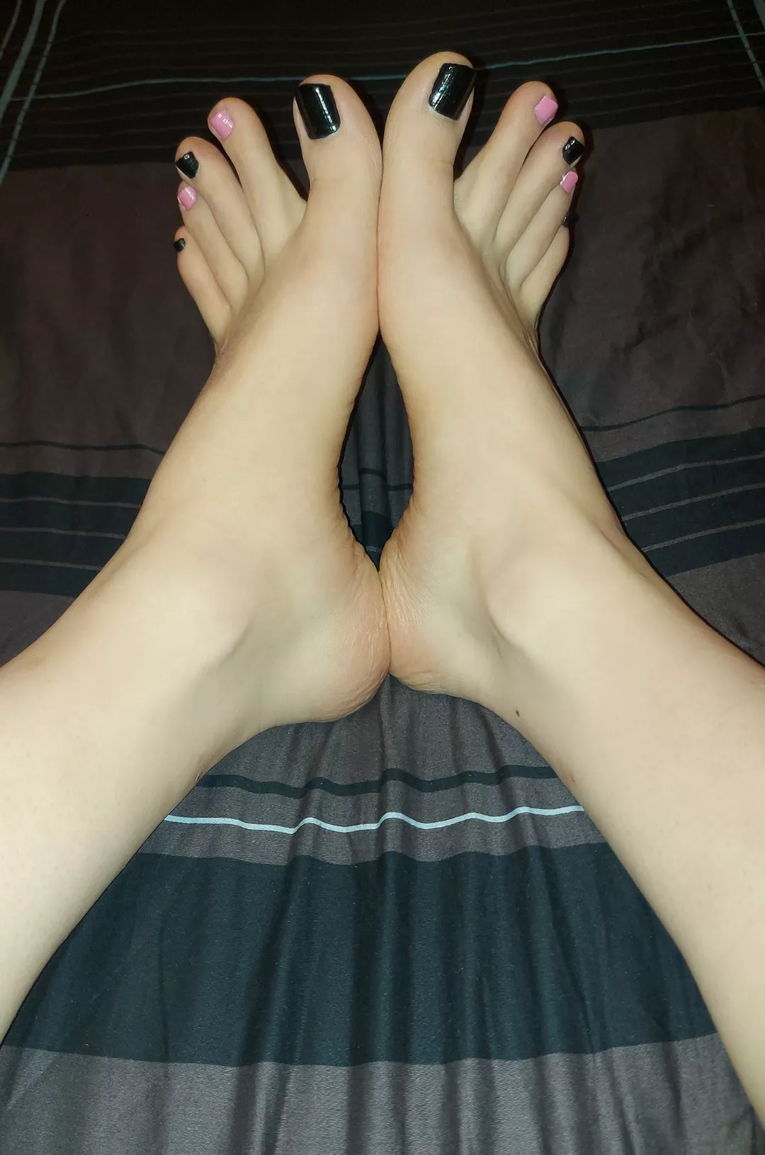 Do you like my new nail polish? 💜🖤