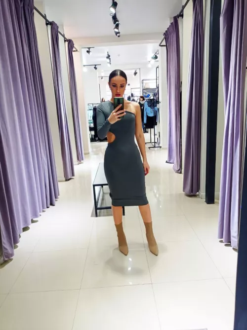 💋 Flirting with danger – are you up for the challenge? 💋