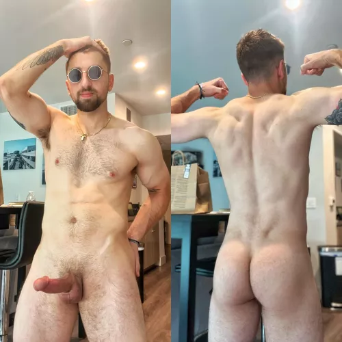 Front vs. Back… can you tell I do alot of squats?