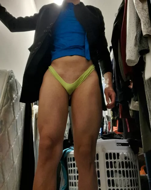 Guess my penis size based on my bulge? 😅