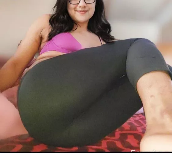 Indian sissy here. I am new here