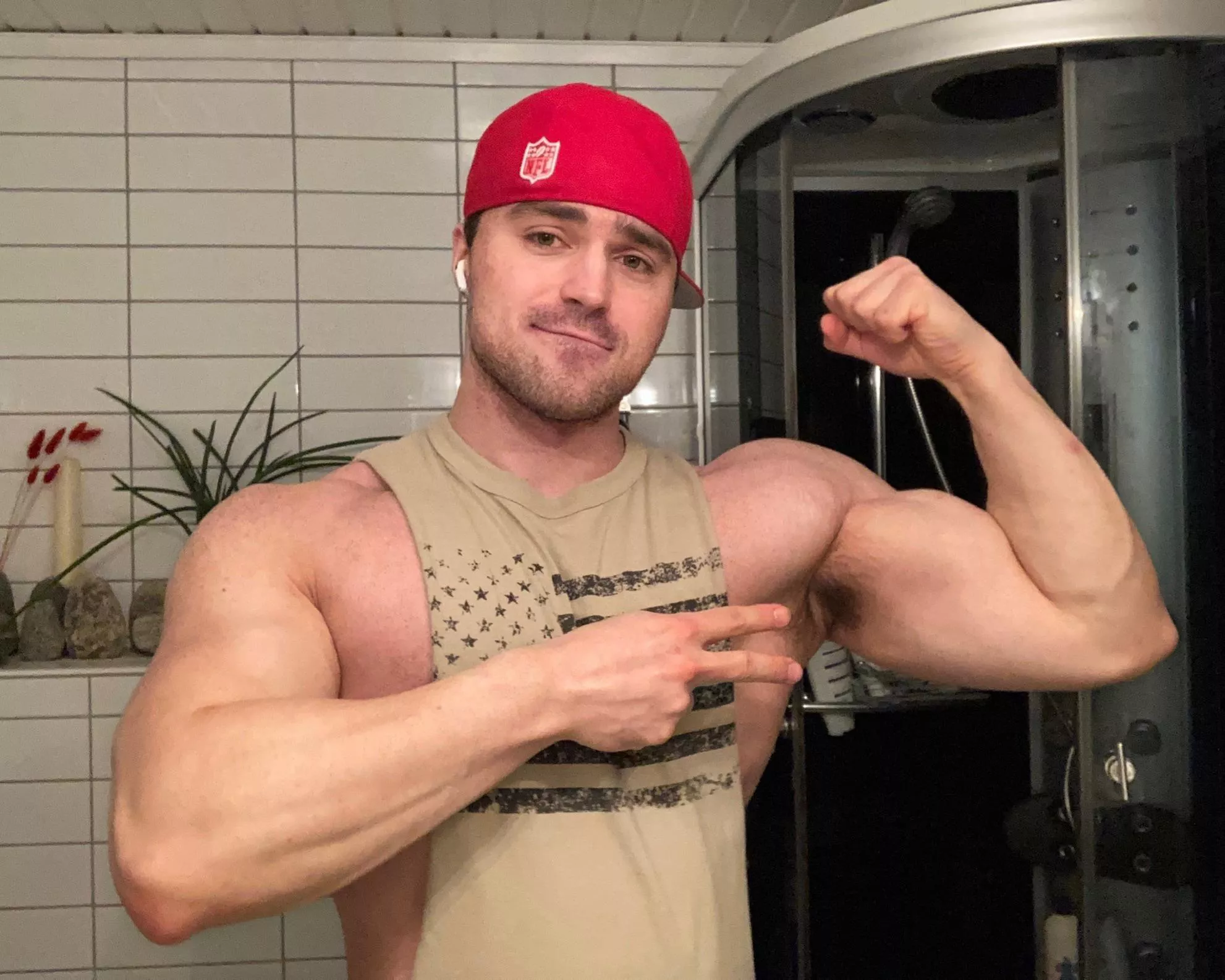 Just a bicep flex to impress the boys, let me know if I was successful? Just a bicep flex to impress the boys, let me know if I was successful?