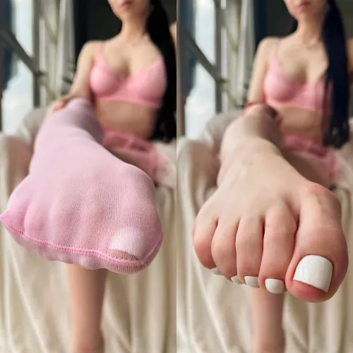 On or off? Both smell amazing though🤭😜