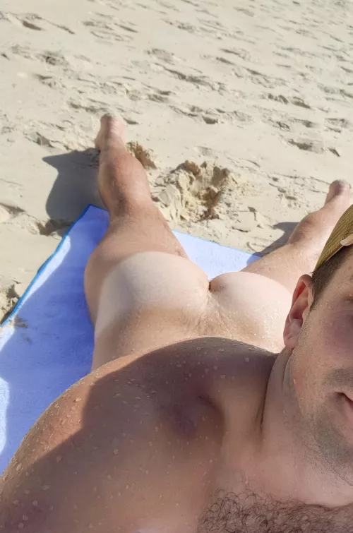 Still warm enough for nude beach trips 🇦🇺