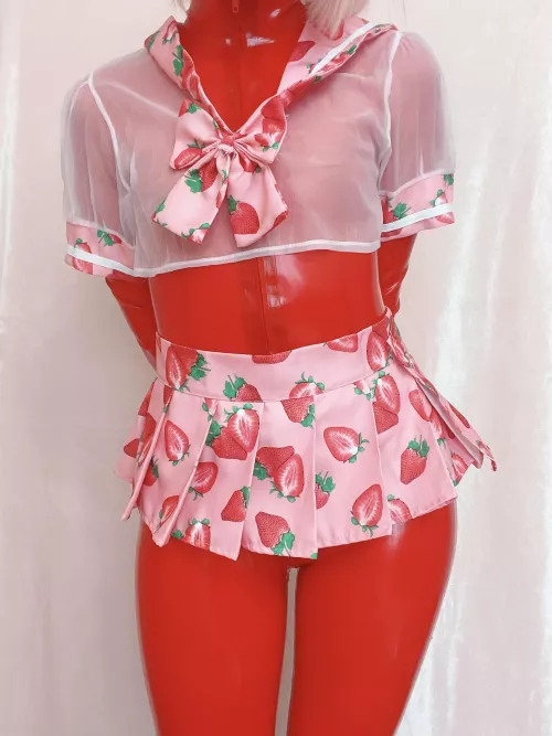 What do you think of my mini skirt?