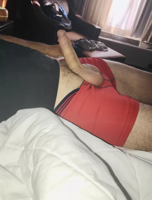 Do my balls turn you on? They were extremely full here and ready to burst 💦