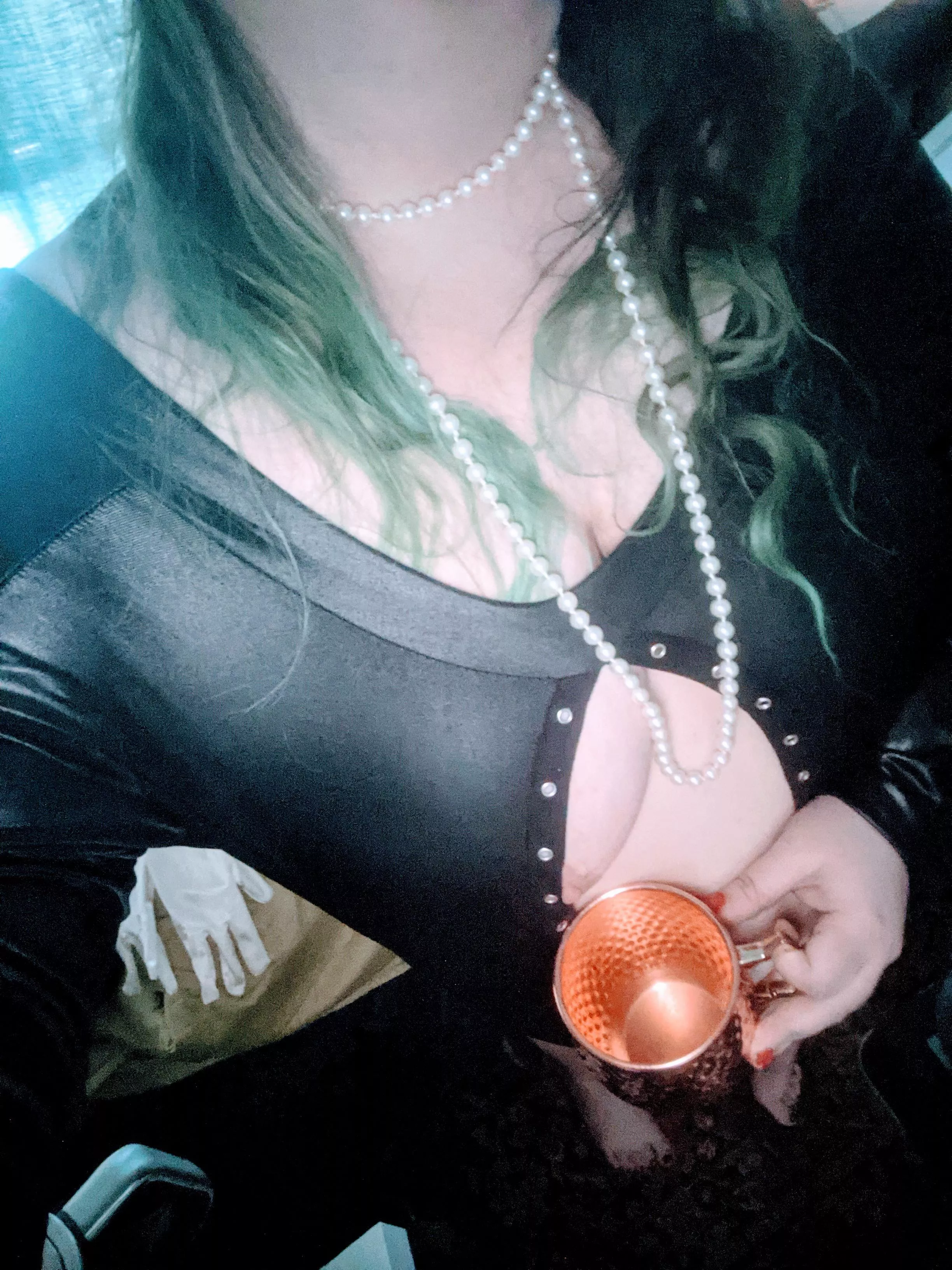 Happy thirstday ladies and gentlemen of the coffee group ☕🥞☕ find my little nipple 😉