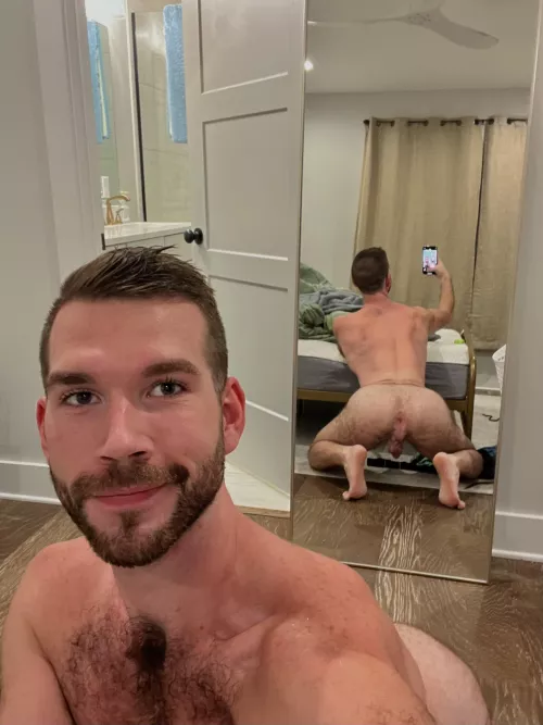 Help me fold clothes? 😅😛🤣