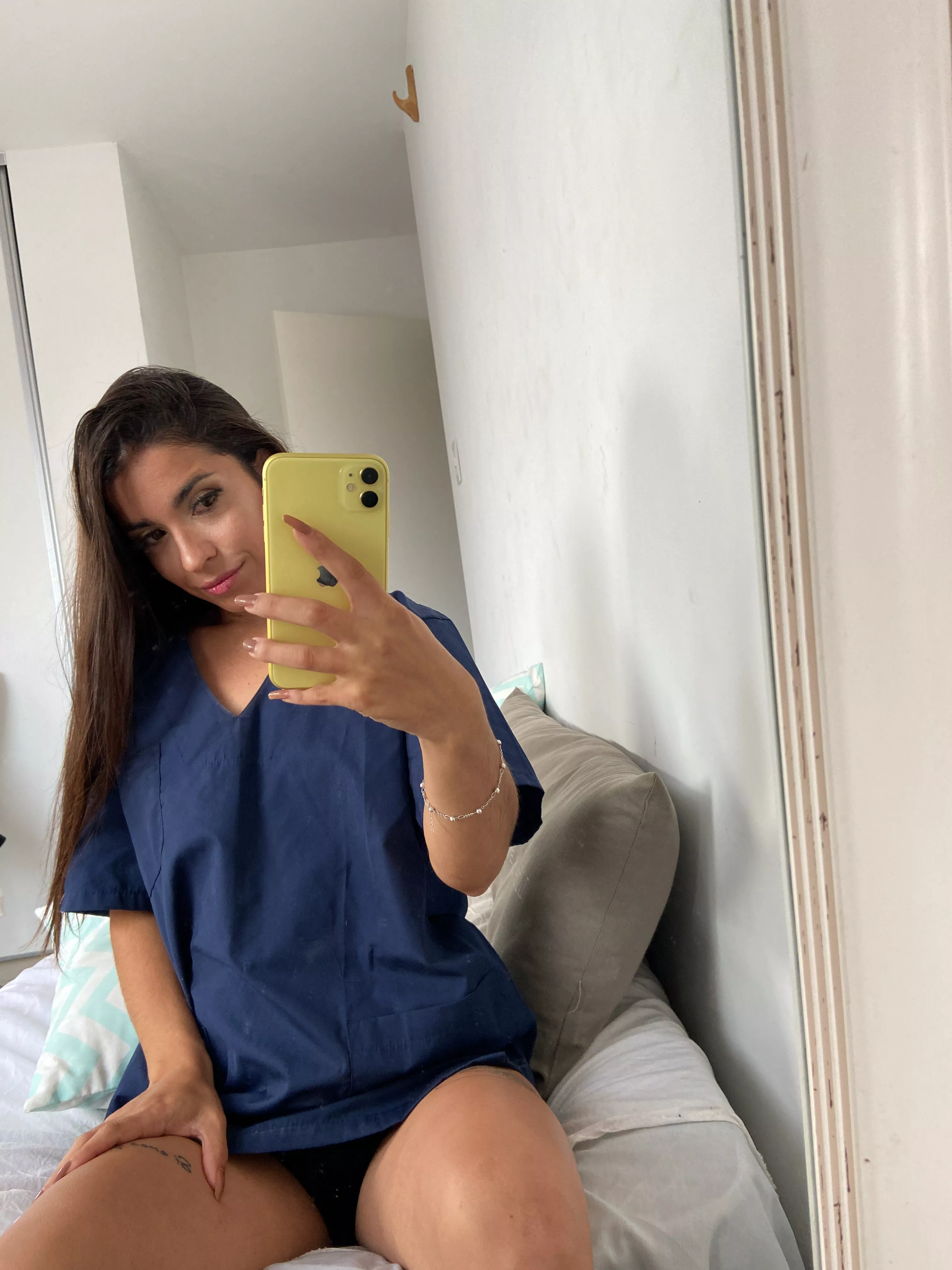 I wanna be your virtual gf.