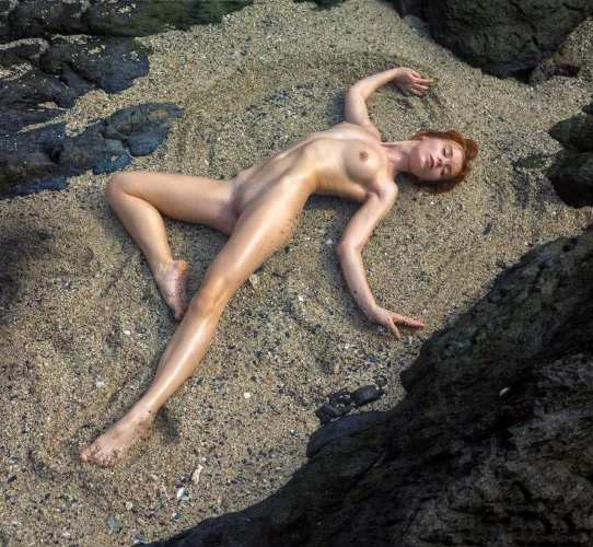 I was washed ashore, help me my savior