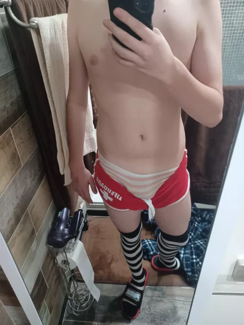 Is my bulge cute? first time posting here >v<