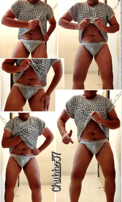 Kink: White jockstrap. Almost Friday and feeling horny AF. Must be the weather 😅⛅☔🌫️🥵